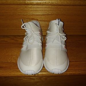 Size 7 girls/8.5 womens Adidas sneakers